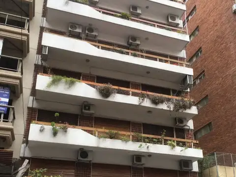 Espacioso 2 ambientes en Pleno Urquiza