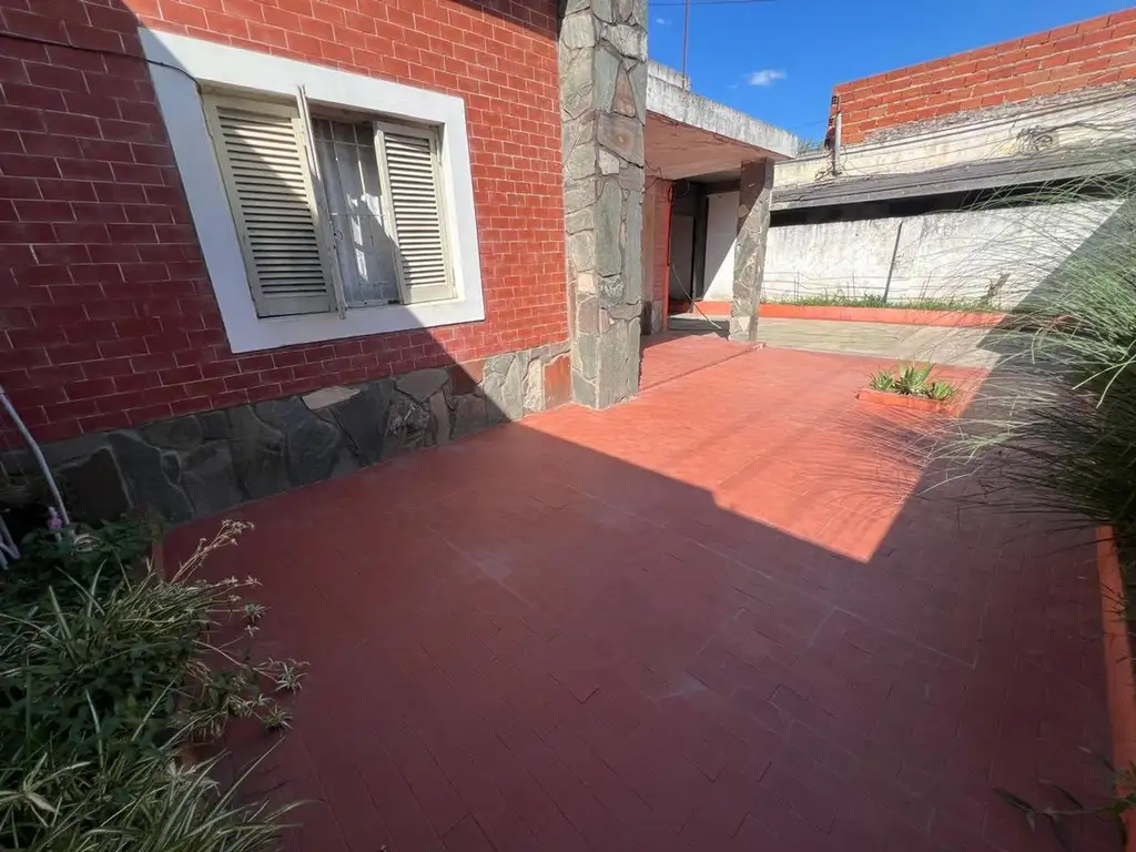 Avenida Intendente Remigio López 3700