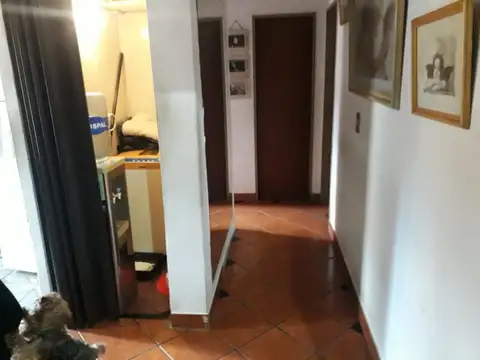 PISO UNICO 4 AMB FTE.C/ Balcon y Patio