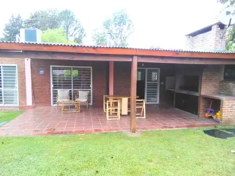 VENTA Casa 3 amb en Exaltación de la Cruz. Lote de 3.500 m²- pileta –sin expensas-apto crédito