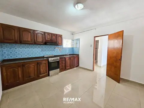 CASA 2 AMB CON PATIO Y COCHERA SAN NICOLAS