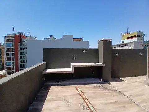 Dragones 1800, Piso 2°