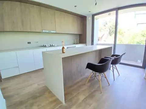 Departamento en Alquiler de 4 ambientes