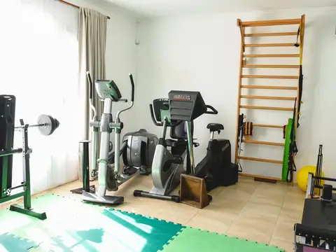 Campo en venta - 4 Dormitorios 3 Baños - Baradero