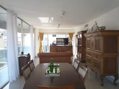 Departamento 4 ambientes - La Isla - Vicente lopez