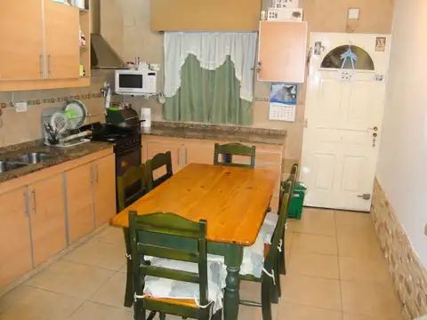 Depto Tipo Casa en Venta de 3 ambientes