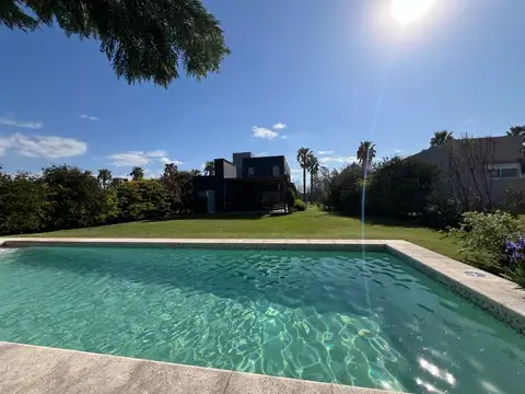 Casa - Puerto Roldan