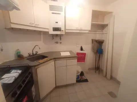 Capitán Cajaraville 3500, Piso 1