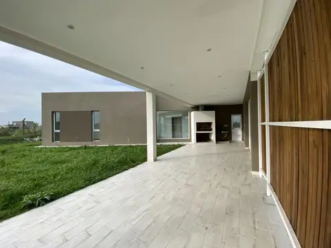 Casa en Venta en San Sebastián, USD 200.000