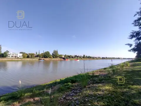 TERRENO PUERTO ROLDAN 1.611,93 M2