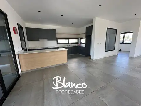 Casa  en Venta en Canal, Villanueva, Tigre