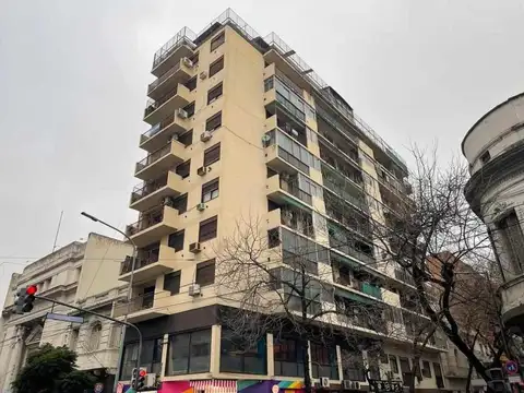 Osvaldo E Benedetti 100, Piso 10°
