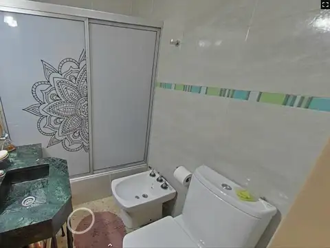 Depto Tipo Casa 4 ambientes con 2 baños