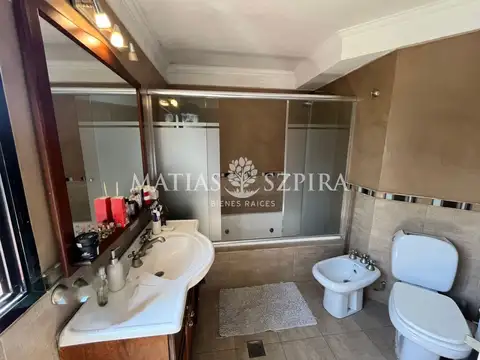 Casa en Venta al Este