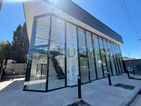 Local comercial a estrenar en venta, Gonnet, La Plata