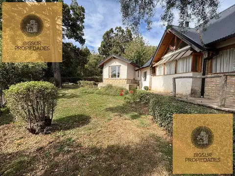 Casa en Venta con 2 cocheras
