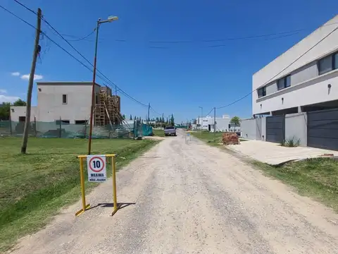 Lote en San Benjamín barrio privado 31 y 478 City Bell