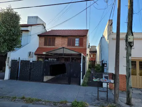 Depto Tipo Casa en Alquiler de 2 dormitorios