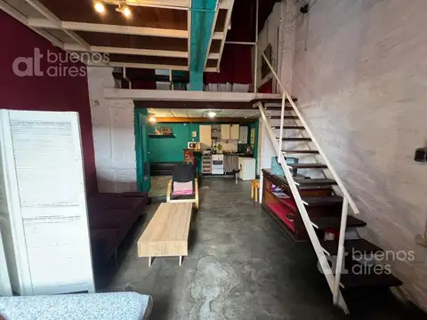Departamento tipo Loft 2 ambientes con balcón en alquiler temporario en San Telmo