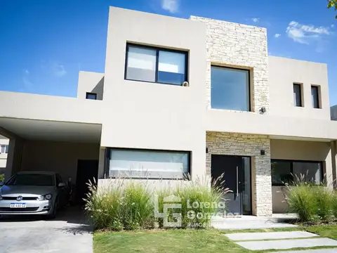 Puertos del Lago, Casa en Alquiler