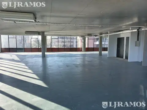 Oficina en Alquiler al Noreste
