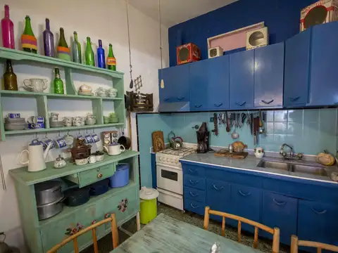 Casa en Venta en Olivos Maipú/Uzal, USD 145.000