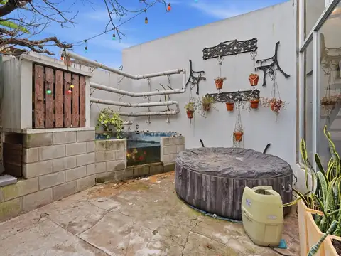 Depto Tipo Casa Monoambiente con 2 baños
