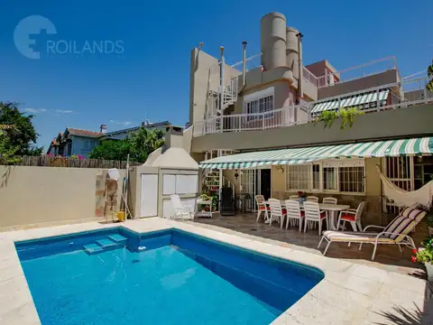 Venta Casa 5 ambientes con pileta y cochera, Apto a Credito!