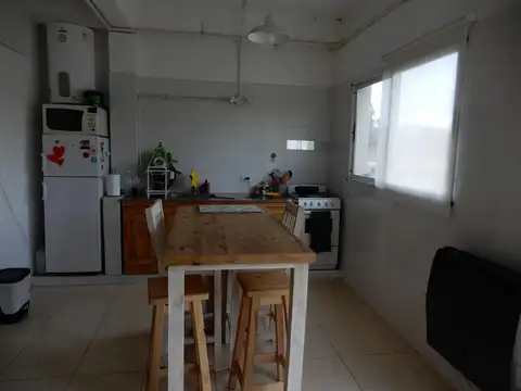 Departamento en Alquiler en Los Pinos, $ 580.000
