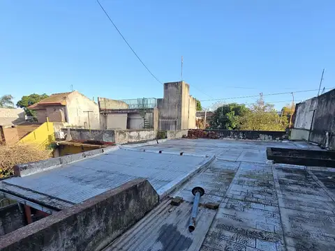 Depto Tipo Casa en Venta de 6 ambientes
