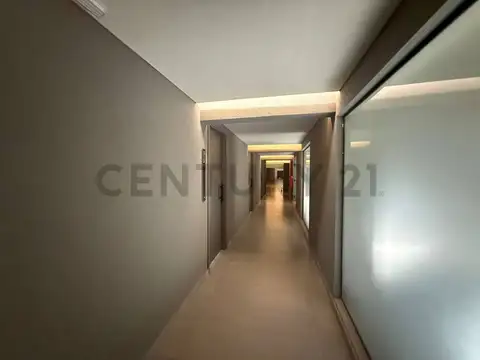 Oficina en Venta con 1 cochera