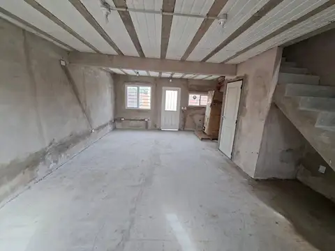 Venta de casa en Barrio Santa Ana de Glew