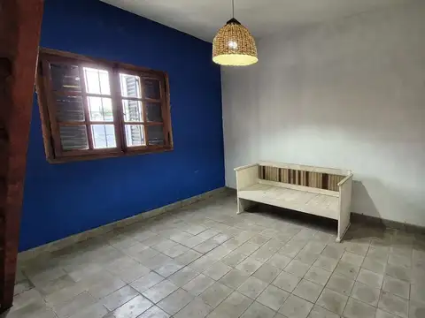 Depto Tipo Casa en Venta en El Palomar, USD 48.000