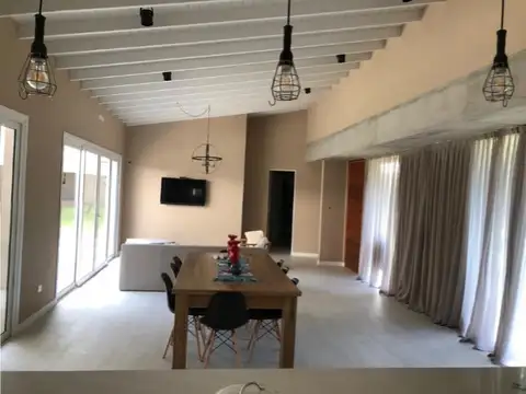 Casa en Alquiler Temporal en La Herradura, USD 5.500