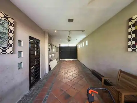 Casa en venta en Berazategui 3 DORMITORIOS