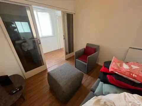 Alquiler. Departamento 3 ambientes. Uruguay y Corrientes.