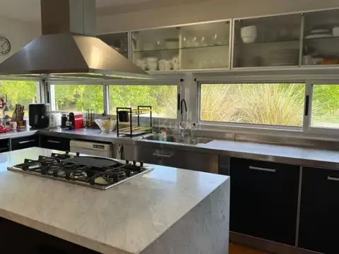 Casa en Venta al Este