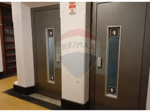 VENTA OFICINA EN CIUDAD VIEJA, BALCÓN, OPORTUNIDAD