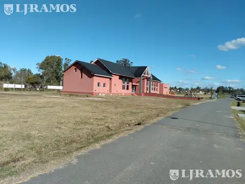 Barrio EL Ensueño Lote Laguna PG