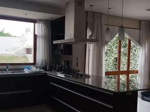 Casa en Alquiler al Sur