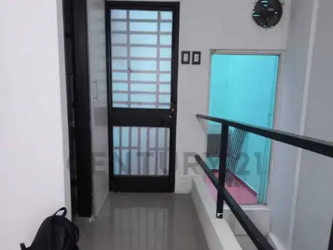 Local en Venta 66 años