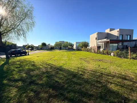 Venta lote  Santa Emilia Pilar del Este