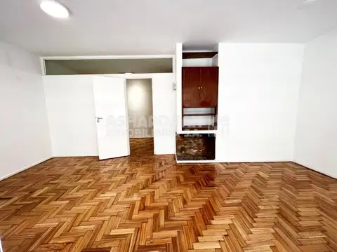 UGARTECHE 3200, Piso 1