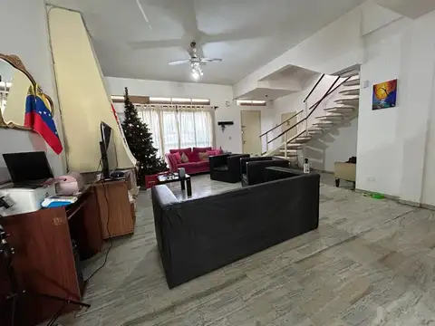 VENTA CASA 5 AMBIENTES EN SAN JUSTO