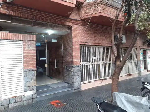 LOCAL COMERCIAL EN CONSTITUCIÓN