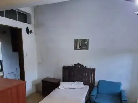 Depto Tipo Casa en Venta 50 años