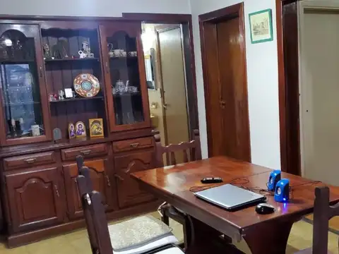 PH en Excelente Ubicacion a metros de la Estacion de Glew 