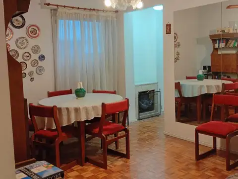 excelente dos ambientes a metros de la AVDA 9 DE JULIO