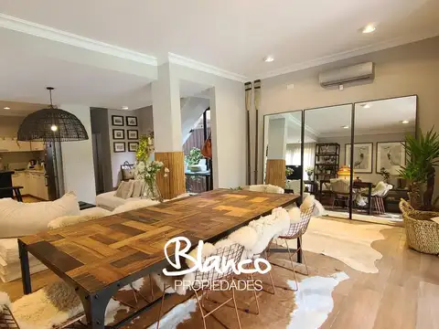 Casa en Venta al Oeste