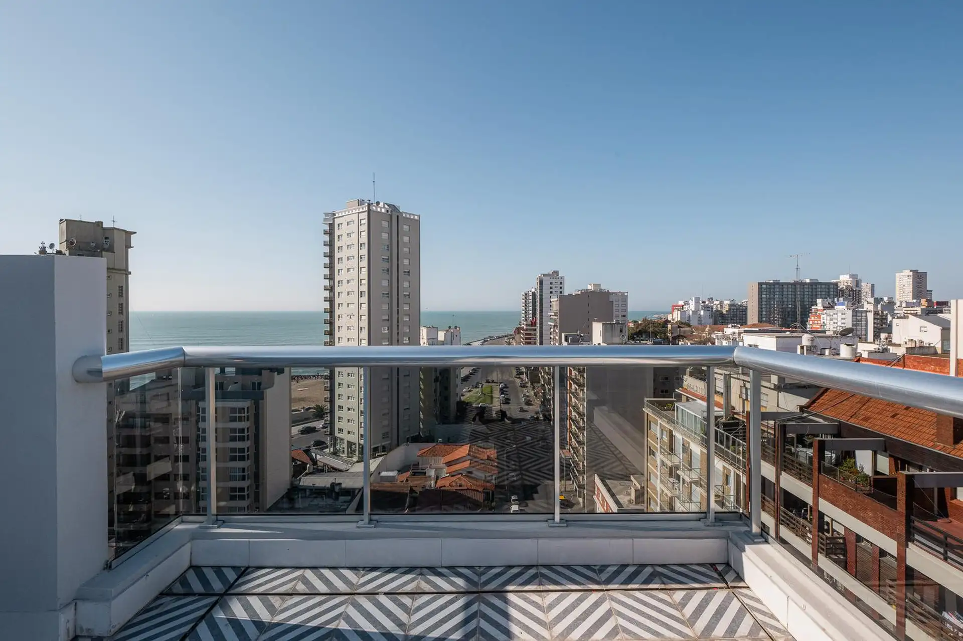 VENTA Departamento 2 ambientes con terraza - Villa Grandas Torre 1